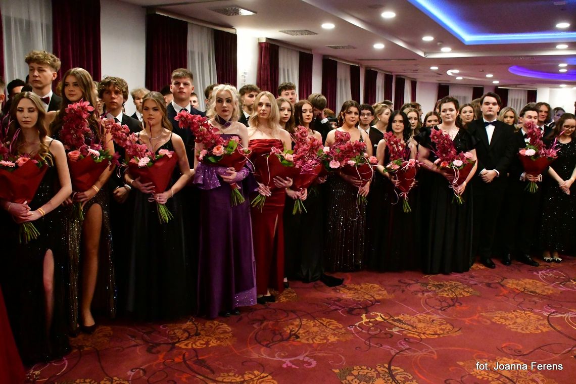 Studniówka biłgorajskiego ONZ-tu