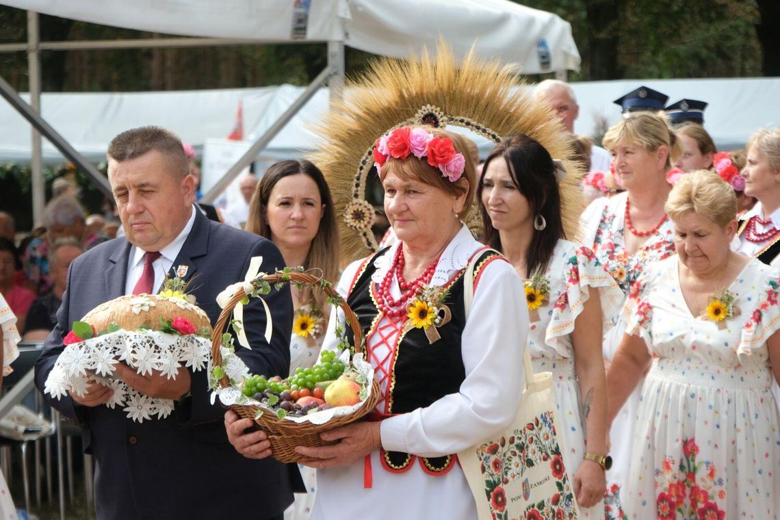 Święto plonów w gminie Zamość. Rolnicy dziękowali za udane zbiory