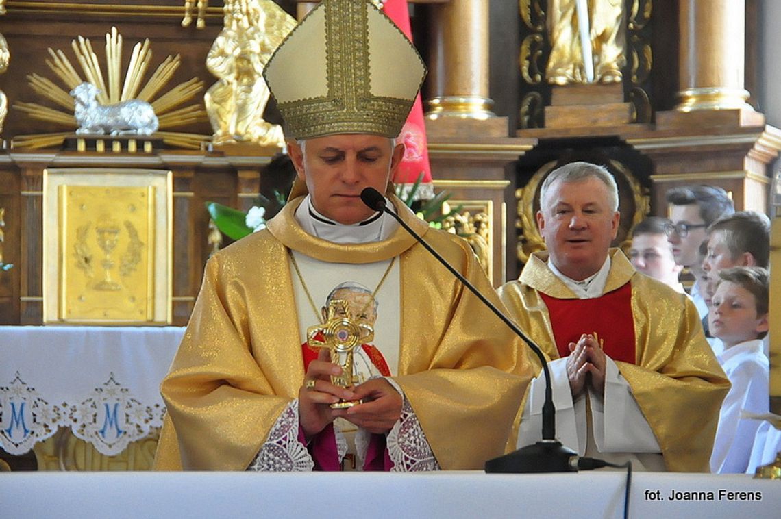 Tereszpol. Intronizacja relikwii św. Jana Pawła II
