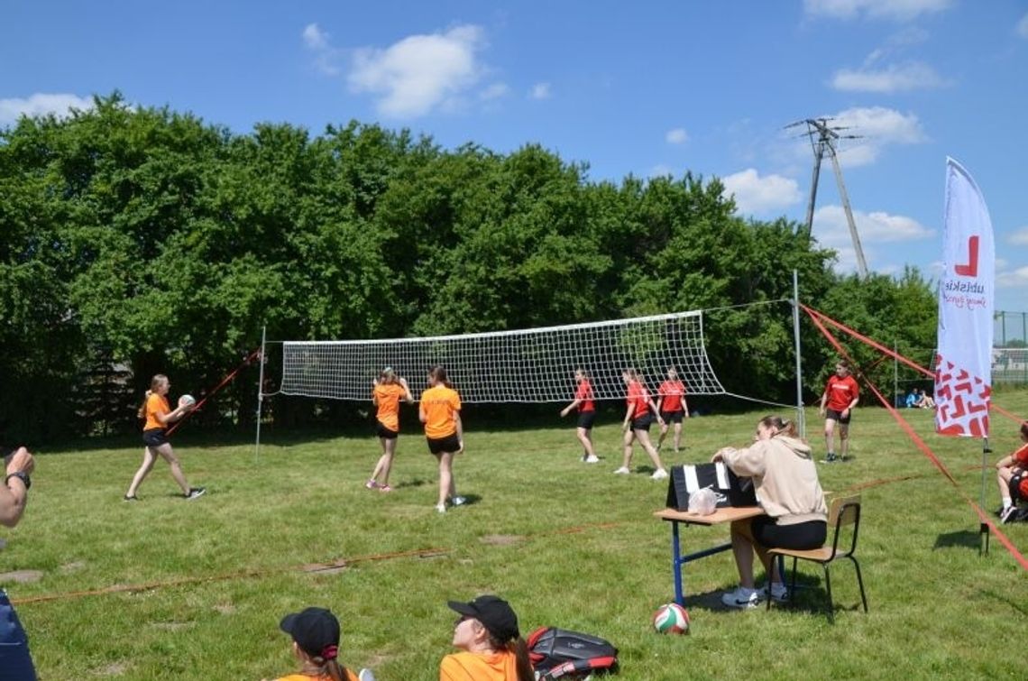 Turniej siatkarski Przez sport przypominamy o historii”. Zanamy zwycięzców
