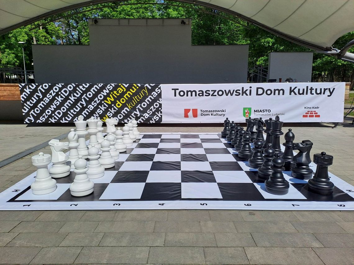 Turniej szachowy, taniec, malarstwo - bogate Dni Tomaszowa
