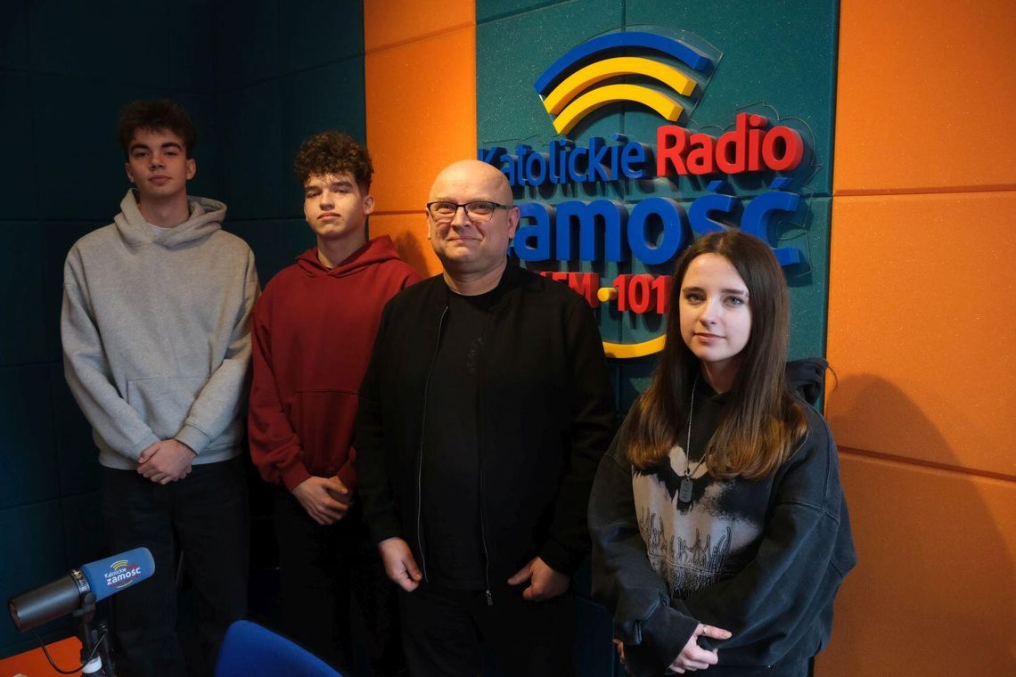 Uczniowie II LO w Tomaszowie Lubelskim przywracają pamięć o Milesie Lermanie Uczniowie II LO w Tomaszowie Lubelskim przywracają pamięć o Milesie Lermanie