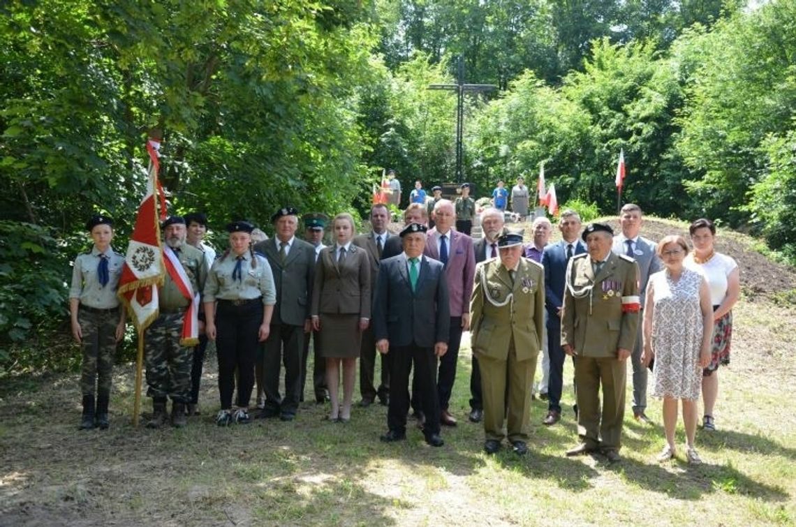 Upamiętniono poległych podczas walk w 1944 roku pod Posadowem, Rzeczycą i Żulicami