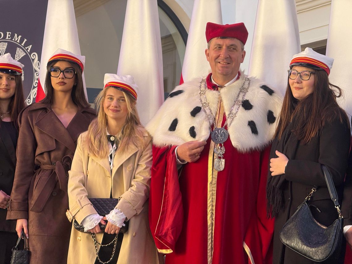 Uroczysta inauguracja roku akademickiego 2025/2026 w Akademii Zamojskiej