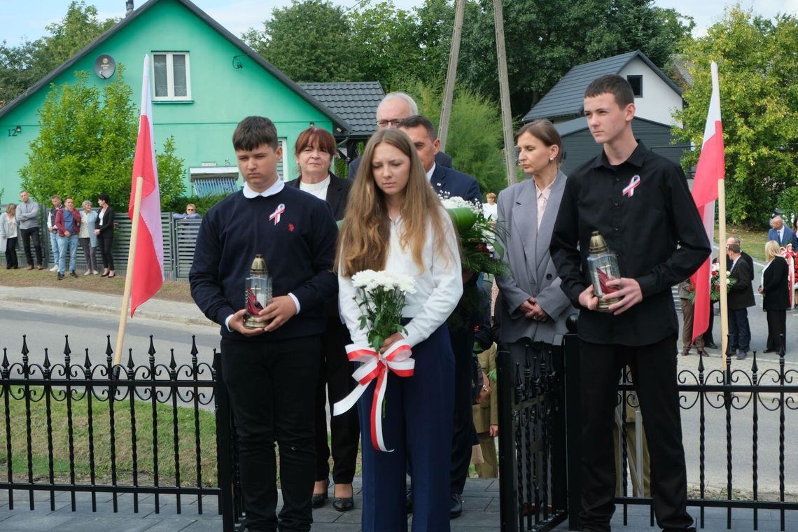 Uroczystość w Hucie Dzierążyńskiej Uroczystość w Hucie Dzierążyńskiej