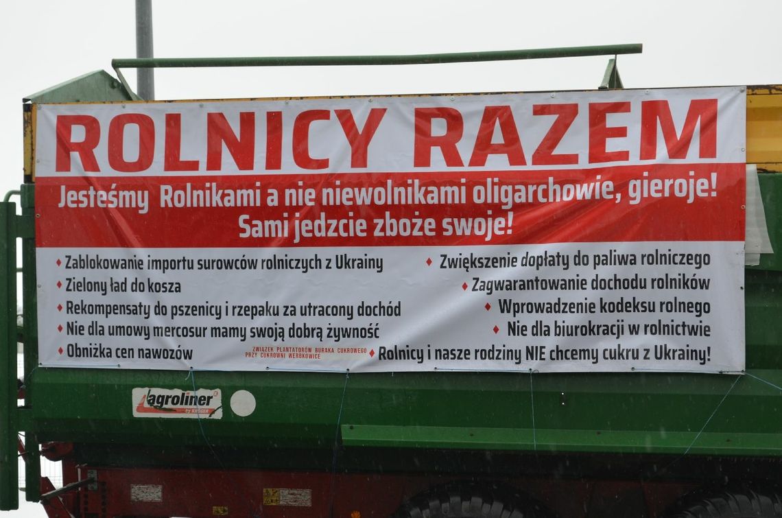 W Hrubieszowie trwa protest rolników