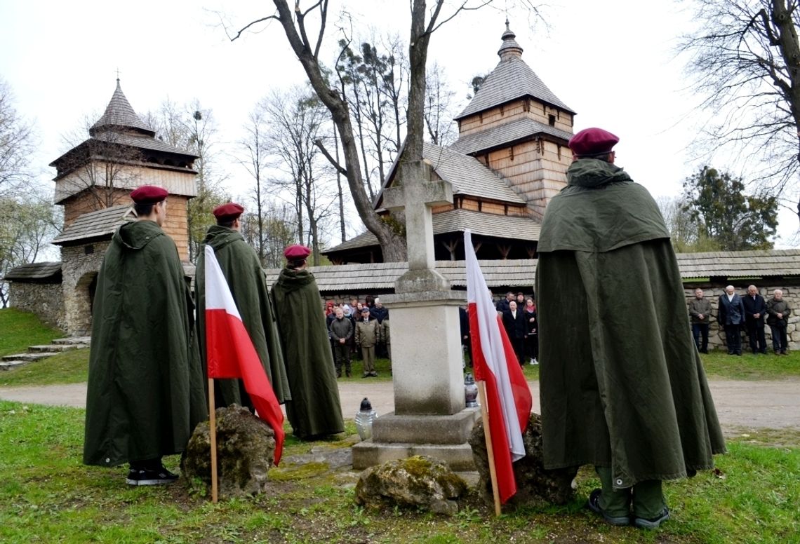 W Radrużu uczczono pamięć pomordowanych