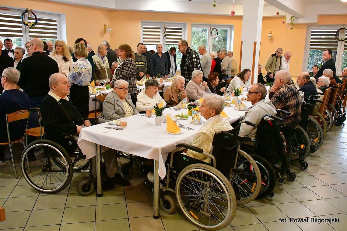 Wielkanocne spotkanie w DPS dla Kombatantów w Biłgoraju Wielkanocne spotkanie w DPS dla Kombatantów w Biłgoraju