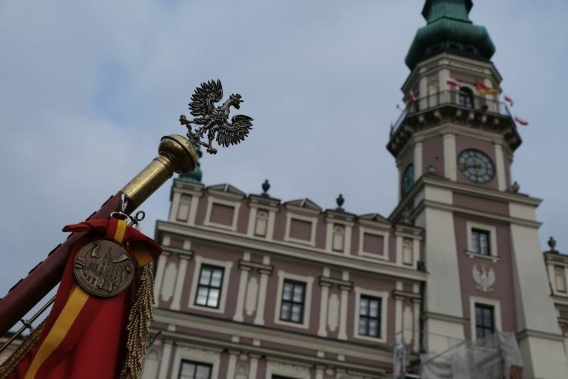 Zamościanie uczcili 104. rocznicę odzyskania przez Polskę niepodległości