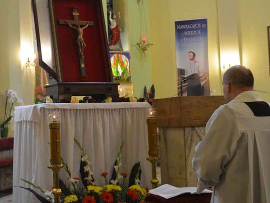 13.05 Nieledew. Peregrynacja krzyża św. Jana Pawła II