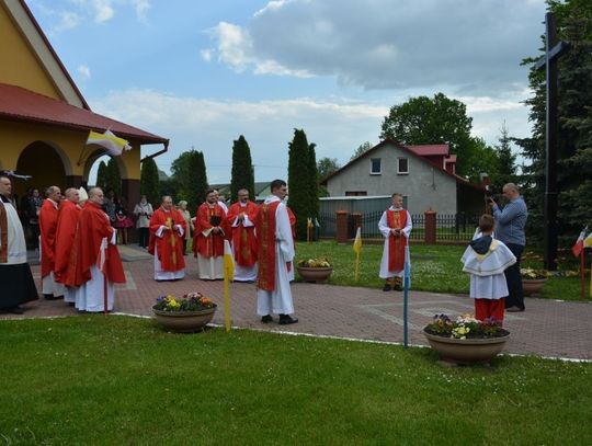 16.05 Gozdów. Peregrynacja krzyża św. Jana Pawła II