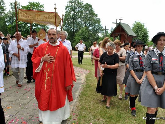 Harcerki w Majdanie Starym otrzymały barwy drużyny