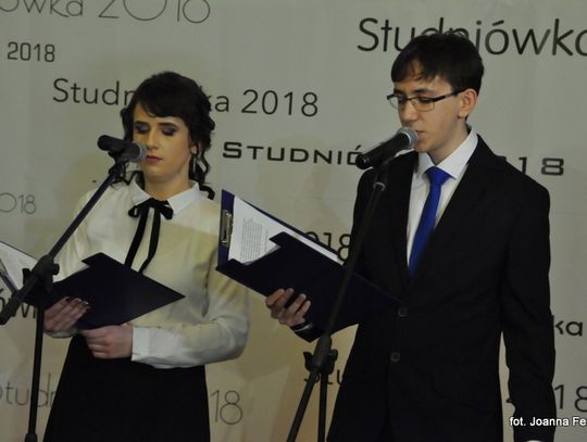 Biłgoraj. Studniówka Katolickiego Liceum