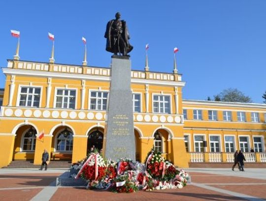 Odsłonięcie pomnika Marszałka Józefa Piłsudskiego w Zamościu