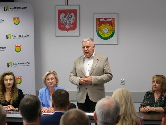 Promesy na odnowę zabytków i renowację dróg w pow. hrubieszowskim