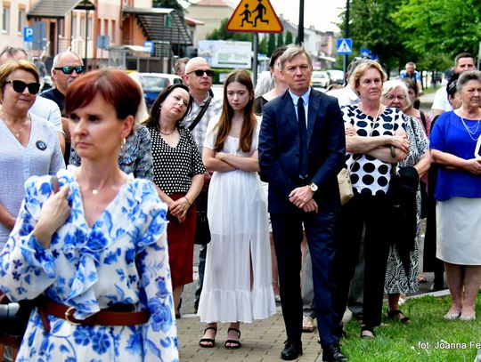 Biłgoraj: Odsłonięto pomnik Ofiar Rzezi Wołyńskiej