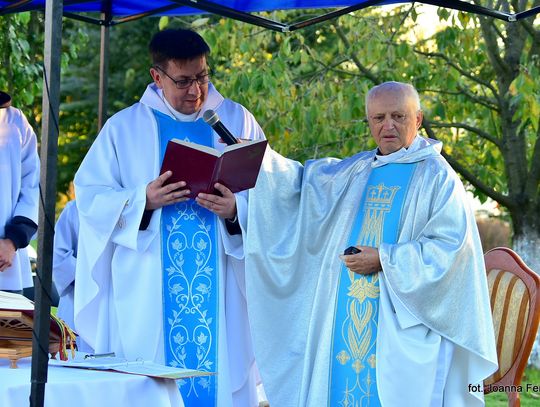 Nowa kapliczka w Biszczy II