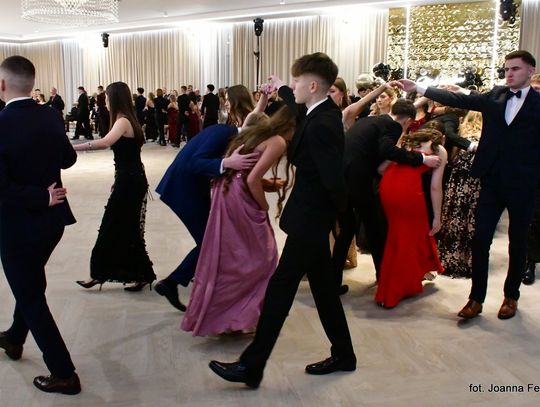 Studniówka maturzystów Zespołu Szkół Budowlanych i Ogólnokształcących