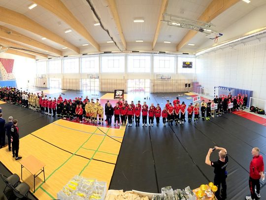 Potok Górny. Młodzi strażacy rywalizowali w halowych zawodach powiatowych