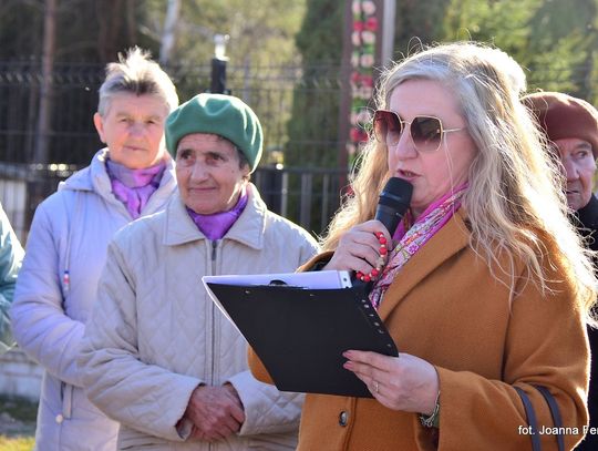 Droga krzyżowa w Korczowie