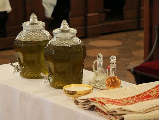 Msza Krzyżma Świętego w zamojskiej katedrze